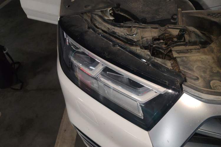 Used Audi Q5L 2020 45 TFSI Prestige Fashion Model Right Front Headlight