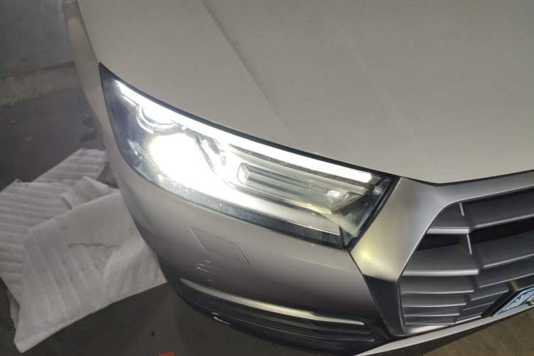 Used Audi Q5L 2020 40 TFSI Prestige Edition Right Front Headlight