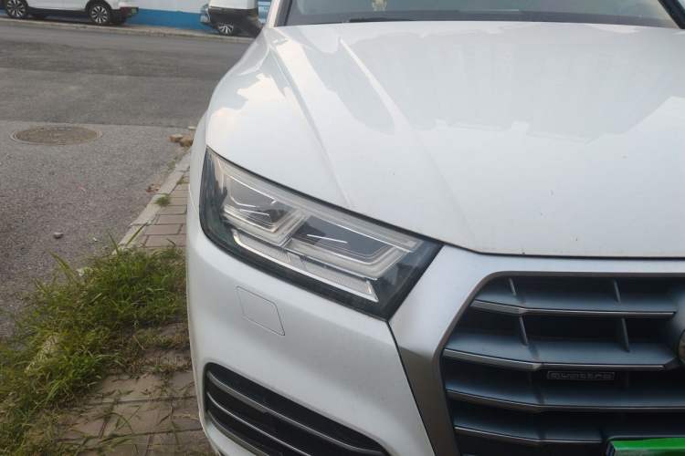 Used Audi Q5L 2020 Updated 40 TFSI Prestige Fashion Edition Right Front Headlight