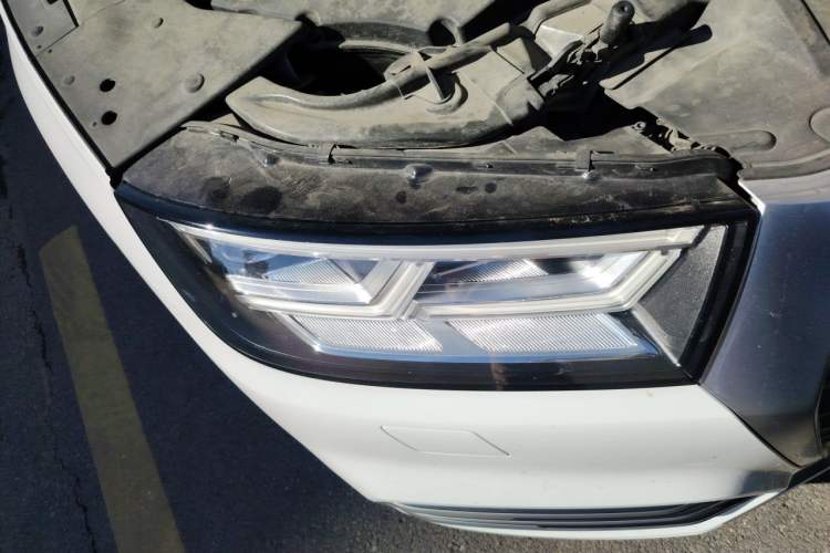Used Audi Q5L 2020 Updated 40 TFSI Prestige Fashion Edition Right Front Headlight