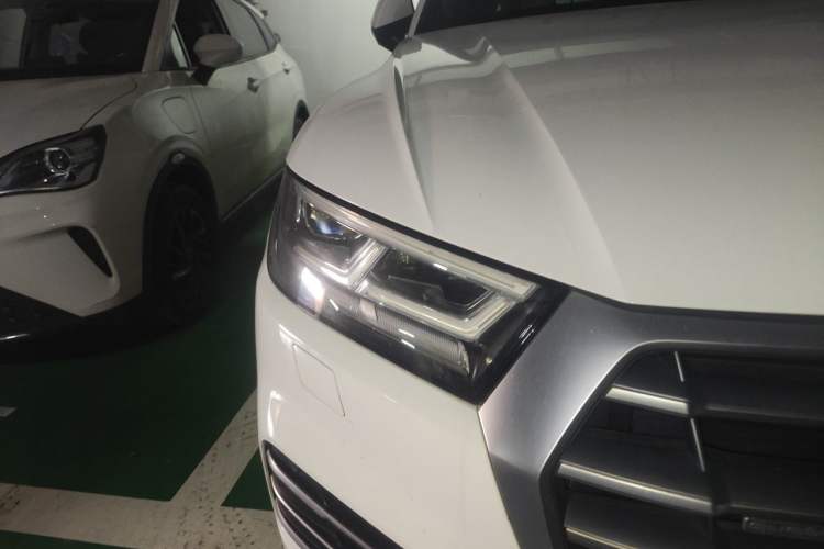 Used Audi Q5L 2020 Updated 40 TFSI Prestige Fashion Edition Right Front Headlight