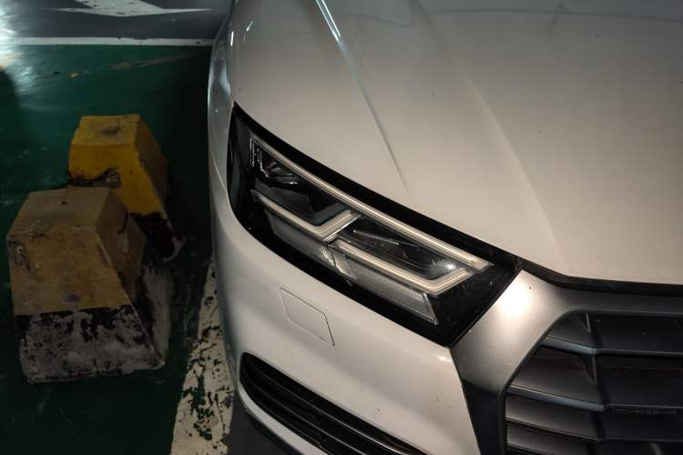 Used Audi Q5L 2020 40 TFSI Prestige Fashion Edition Right Front Headlight