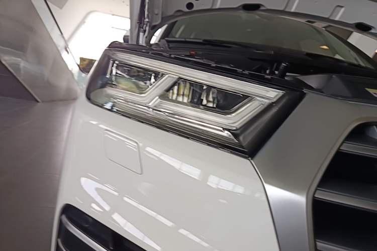 Used Audi Q5L 2020 45 TFSI Prestige Fashion Model Right Front Headlight