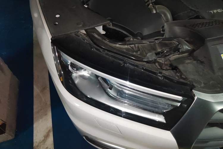 Used Audi Q5L 2020 40 TFSI Prestige Edition Right Front Headlight