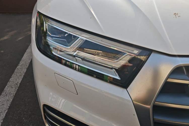 Used Audi Q5L 2020 Updated 40 TFSI Prestige Fashion Edition Right Front Headlight