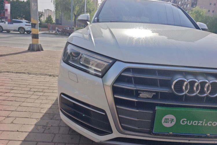 Used Audi Q5L 2020 40 TFSI Prestige Edition Right Front Headlight
