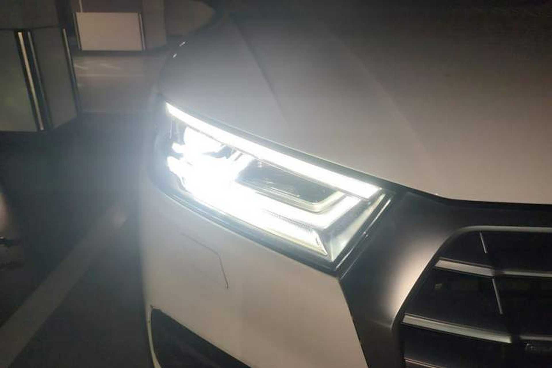 Used Audi Q5L 2020 45 TFSI Prestige Luxury Sport Edition Right Front Headlight