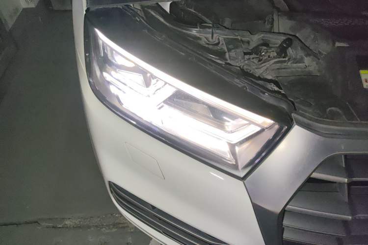 Used Audi Q5L 2020 Updated 40 TFSI Prestige Fashion Edition Right Front Headlight