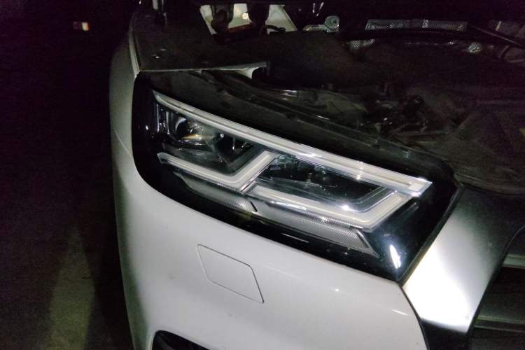 Used Audi Q5L 2020 45 TFSI Prestige Fashion Model Right Front Headlight