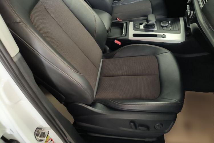 Used Audi Q5L 2020 Revised 40 TFSI Prestige Edition Right Front Seat