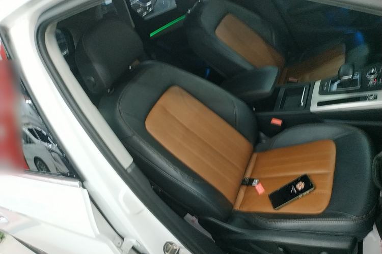 Used Audi Q5L 2020 Updated 40 TFSI Prestige Fashion Edition Right Front Seat