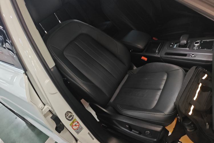 Used Audi Q5L 2020 45 TFSI Prestige Elegant Edition Right Front Seat
