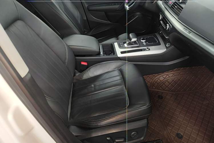 Used Audi Q5L 2020 45 TFSI Prestige Fashion Model Right Front Seat