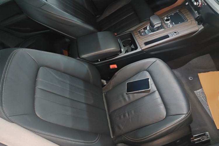 Used Audi Q5L 2020 Updated 40 TFSI Prestige Fashion Edition Right Front Seat