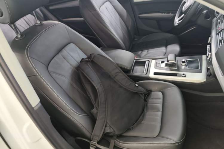 Used Audi Q5L 2020 Updated 40 TFSI Prestige Fashion Edition Right Front Seat