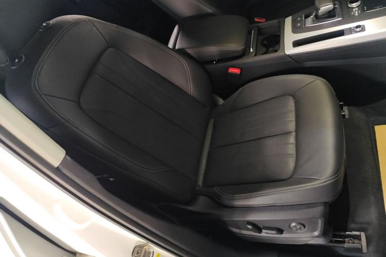 Used Audi Q5L 2020 40 TFSI Prestige Fashion Edition Right Front Seat