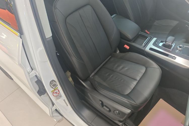 Used Audi Q5L 2020 40 TFSI Prestige Fashion Edition Right Front Seat