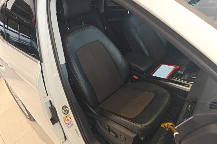 Used Audi Q5L 2020 40 TFSI Prestige Edition Right Front Seat