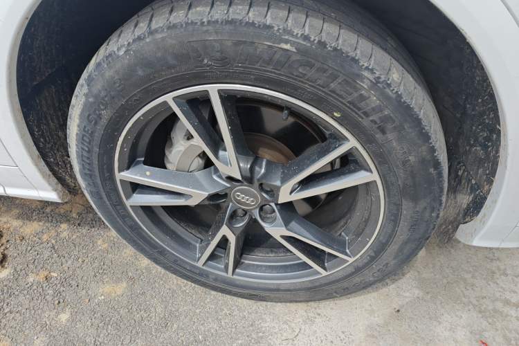 Used Audi Q5L 2020 40 TFSI Prestige Fashion Edition Right Front Wheel Hub