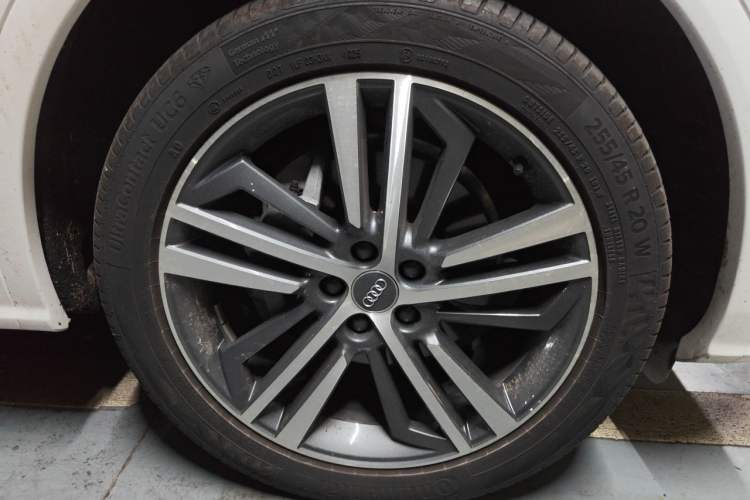 Used Audi Q5L 2020 40 TFSI Prestige Fashion Edition Right Front Wheel Hub