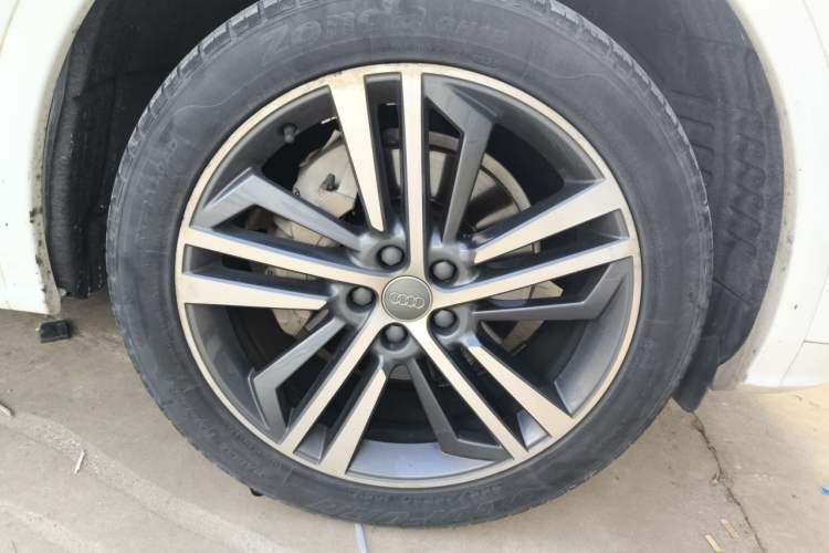 Used Audi Q5L 2020 40 TFSI Prestige Fashion Edition Right Front Wheel Hub