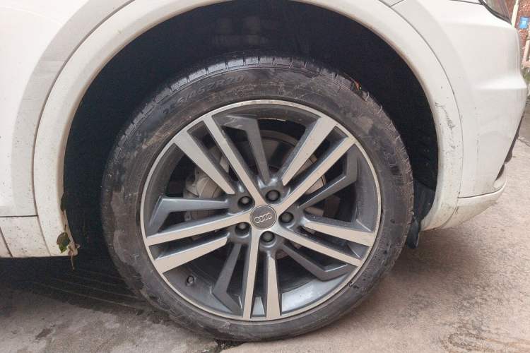 Used Audi Q5L 2020 40 TFSI Prestige Edition Right Front Wheel Hub