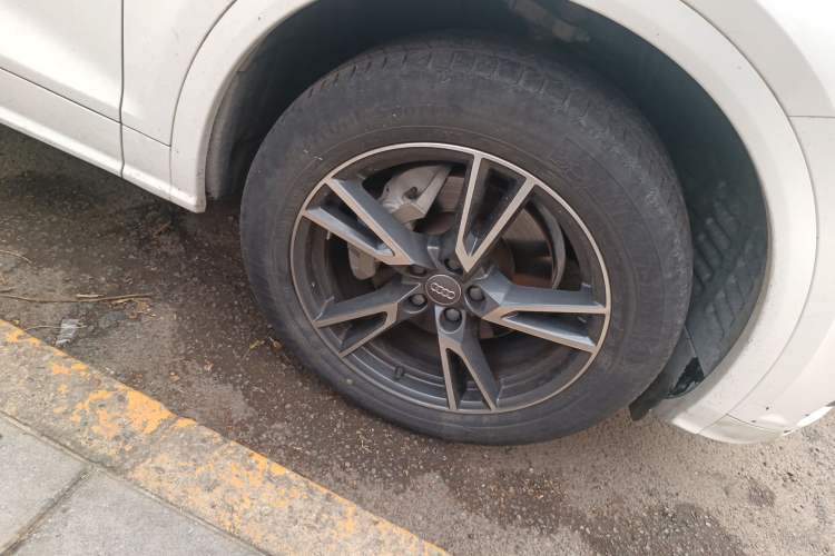 Used Audi Q5L 2020 40 TFSI Prestige Fashion Edition Right Front Wheel Hub