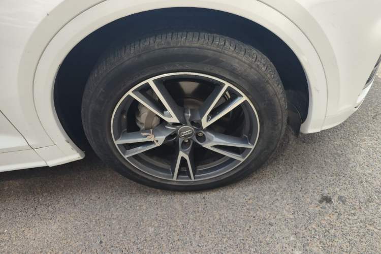Used Audi Q5L 2020 40 TFSI Prestige Fashion Edition Right Front Wheel Hub