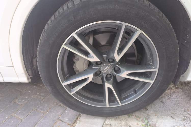 Used Audi Q5L 2020 45 TFSI Prestige Fashion Model Right Front Wheel Hub
