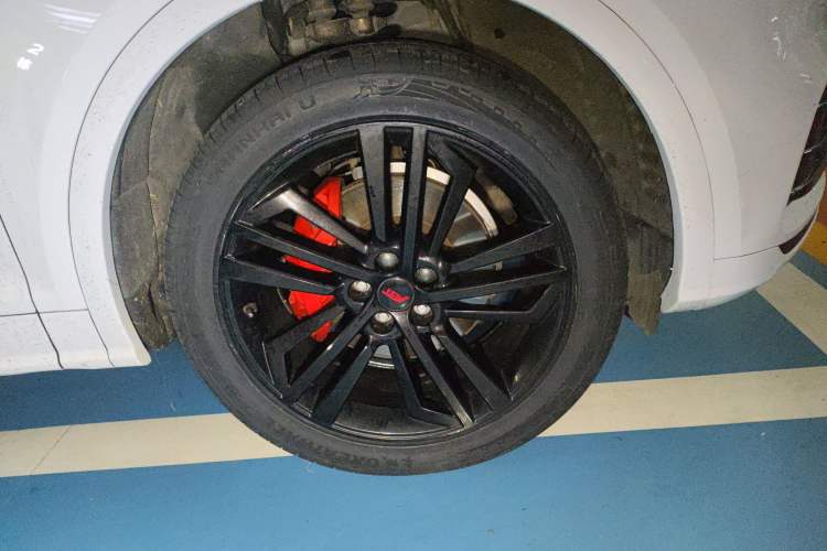 Used Audi Q5L 2020 40 TFSI Prestige Fashion Edition Right Front Wheel Hub