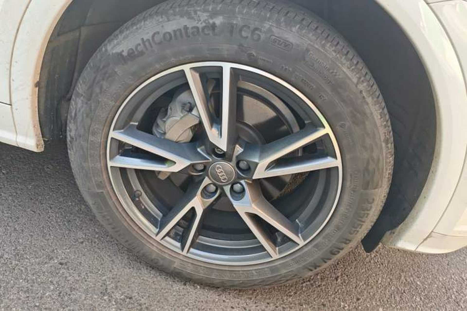 Used Audi Q5L 2020 Updated 40 TFSI Prestige Fashion Edition Right Front Wheel Hub