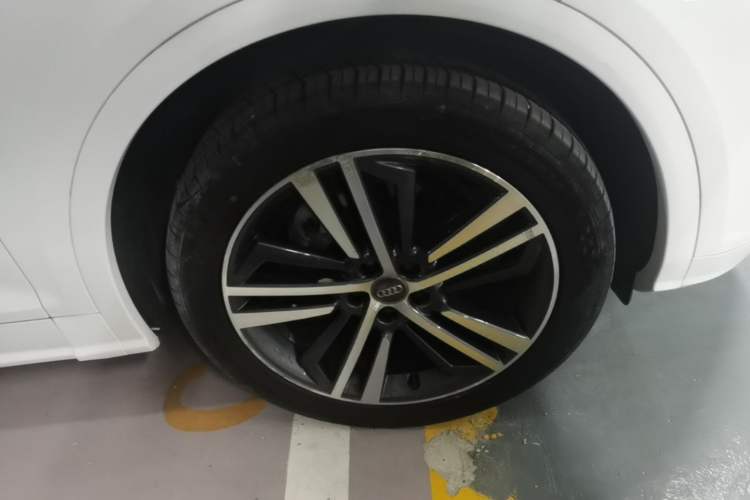 Used Audi Q5L 2020 40 TFSI Prestige Fashion Edition Right Front Wheel Hub