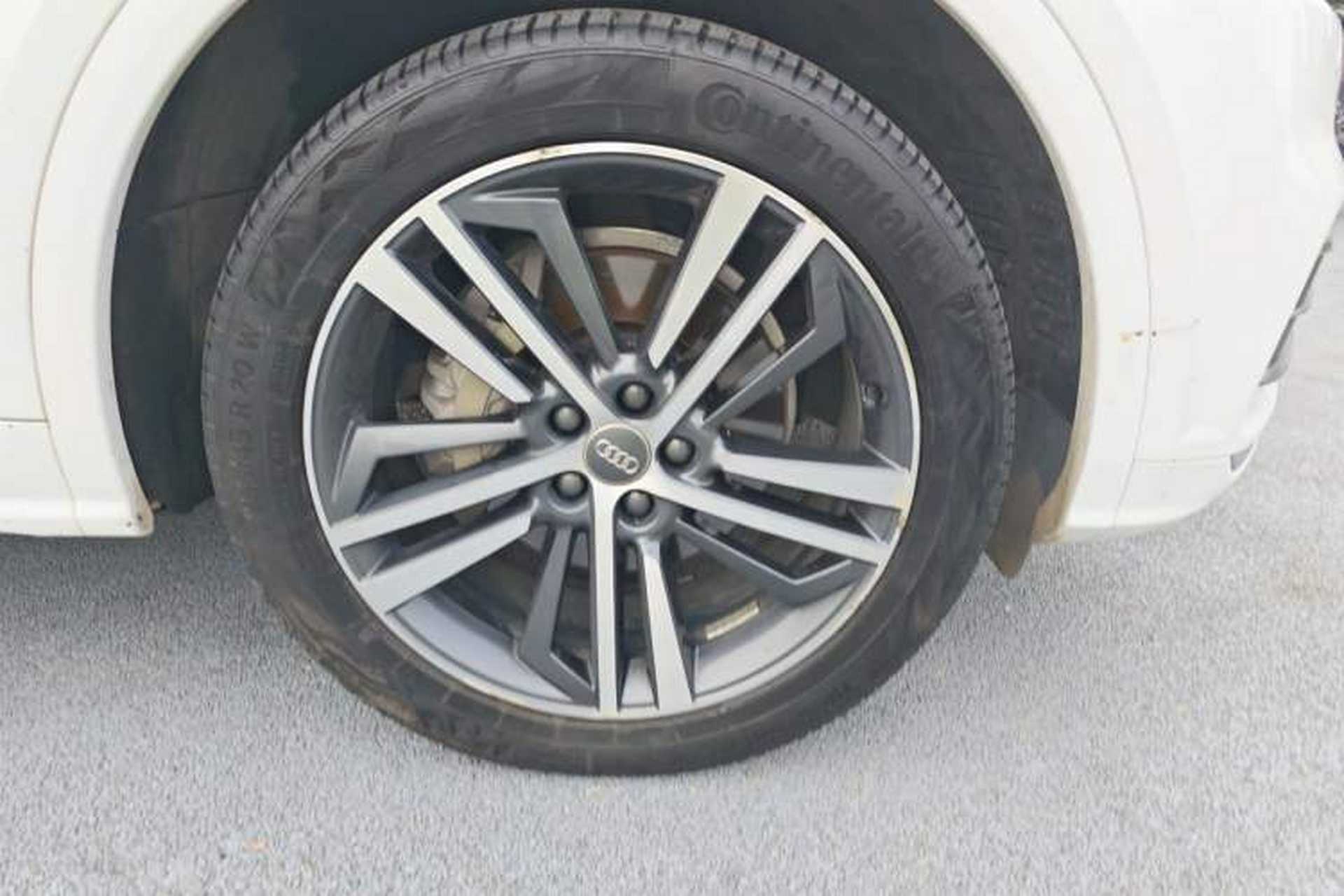 Used Audi Q5L 2020 Updated 40 TFSI Prestige Fashion Edition Right Front Wheel Hub