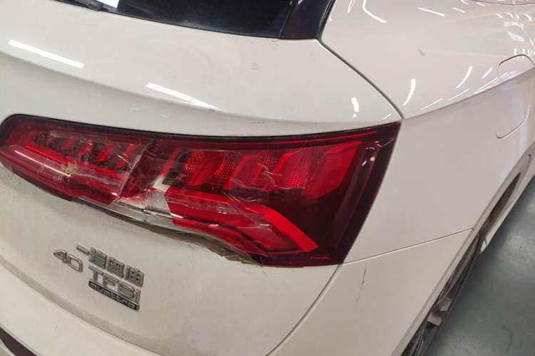 Used Audi Q5L 2020 40 TFSI Prestige Fashion Edition Right Rear Taillight