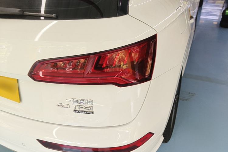 Used Audi Q5L 2020 Updated 40 TFSI Prestige Fashion Edition Right Rear Taillight