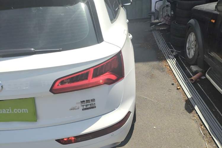 Used Audi Q5L 2020 40 TFSI Prestige Edition Right Rear Taillight