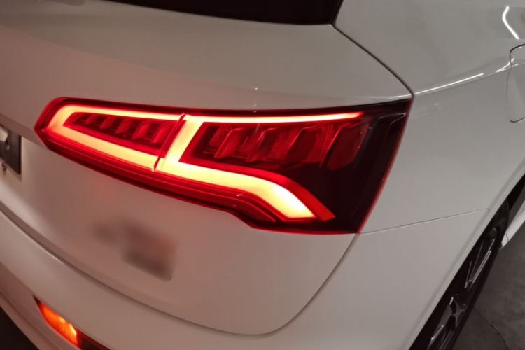 Used Audi Q5L 2020 Updated 40 TFSI Prestige Fashion Edition Right Rear Taillight