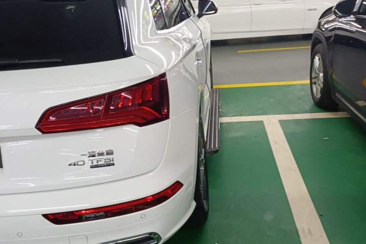 Used Audi Q5L 2020 Updated 40 TFSI Prestige Fashion Edition Right Rear Taillight