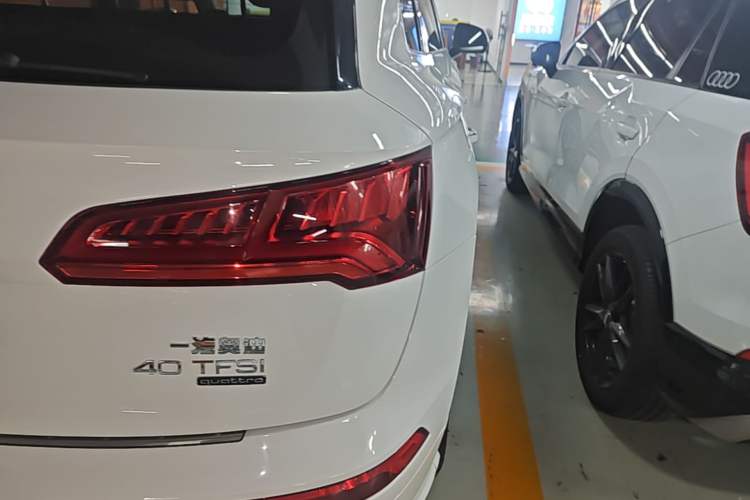 Used Audi Q5L 2020 Updated 40 TFSI Prestige Fashion Edition Right Rear Taillight