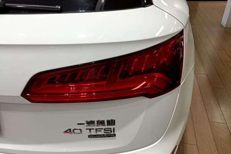 Used Audi Q5L 2020 Updated 40 TFSI Prestige Fashion Edition Right Rear Taillight