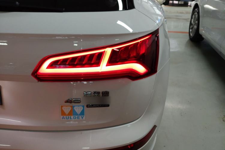 Used Audi Q5L 2020 Updated 40 TFSI Prestige Fashion Edition Right Rear Taillight