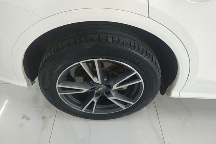 Used Audi Q5L 2020 45 TFSI Prestige Fashion Model Right Rear Wheel Hub