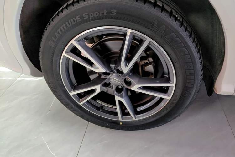 Used Audi Q5L 2020 40 TFSI Prestige Fashion Edition Right Rear Wheel Hub