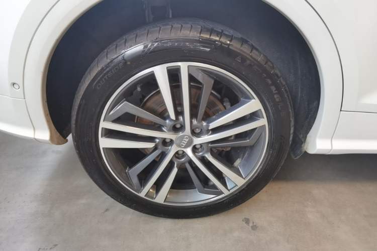 Used Audi Q5L 2020 45 TFSI Prestige Sport Edition Right Rear Wheel Hub