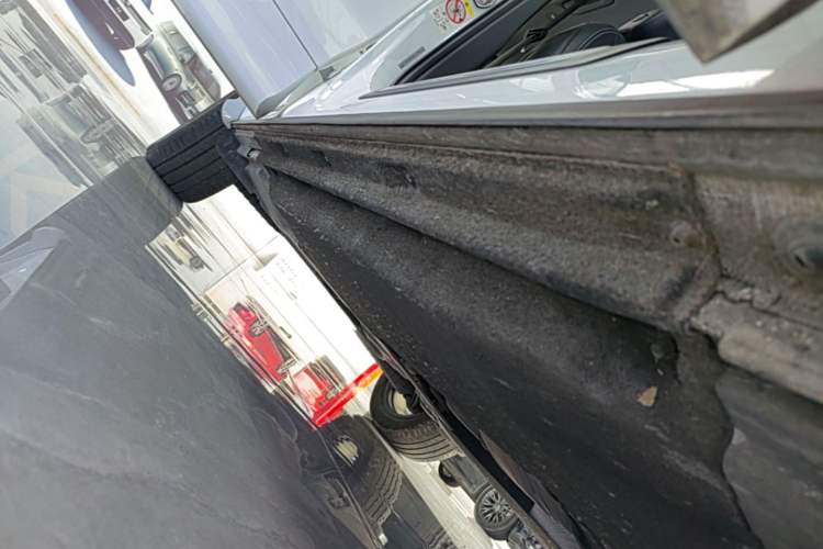 Used Audi Q5L 2020 Updated 40 TFSI Prestige Fashion Edition Right Side Sill