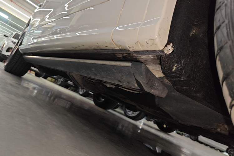 Used Audi Q5L 2020 45 TFSI Prestige Fashion Model Right Side Sill