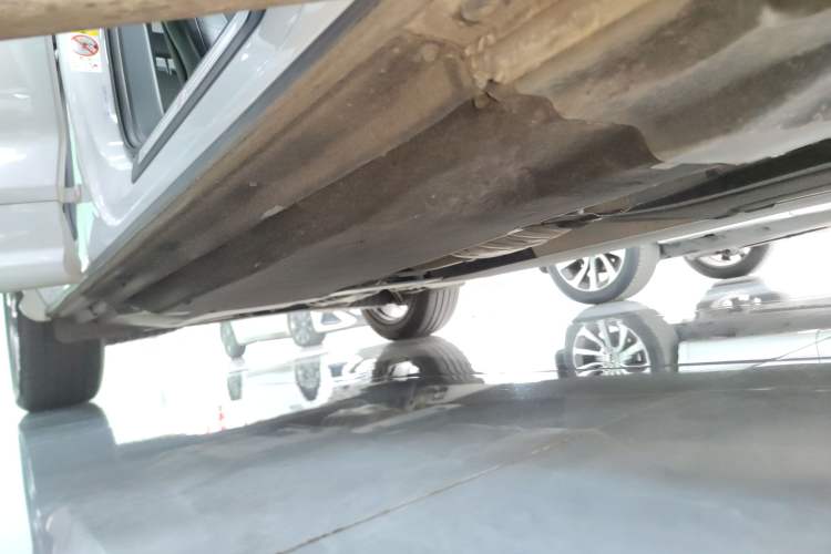 Used Audi Q5L 2020 Updated 40 TFSI Prestige Fashion Edition Right Side Sill