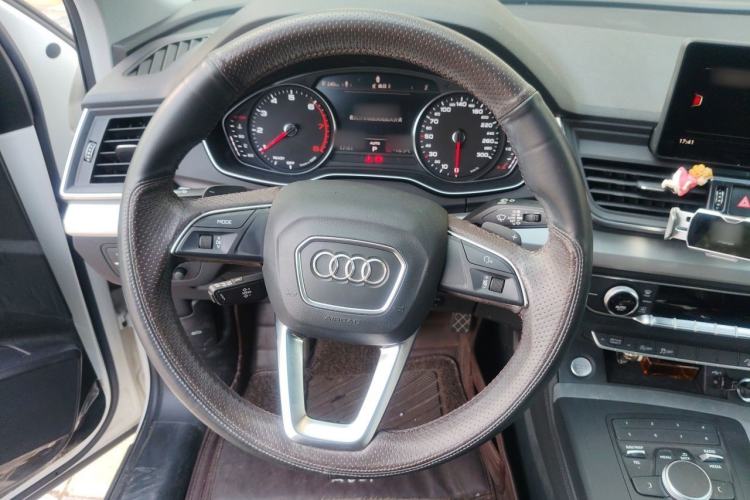 Used Audi Q5L 2020 40 TFSI Prestige Edition Steering Wheel