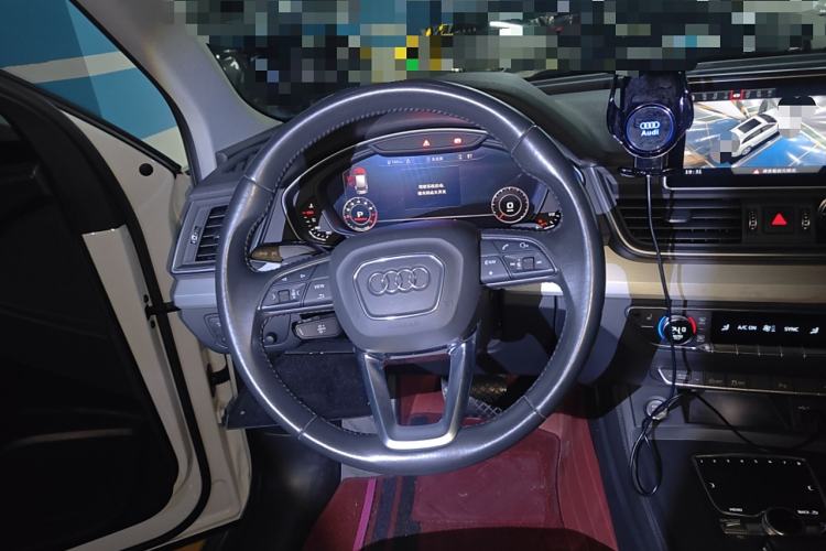 Used Audi Q5L 2020 Updated 40 TFSI Prestige Fashion Edition Steering Wheel