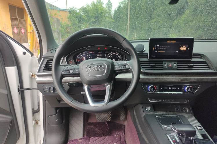 Used Audi Q5L 2020 45 TFSI Prestige Fashion Model Steering Wheel